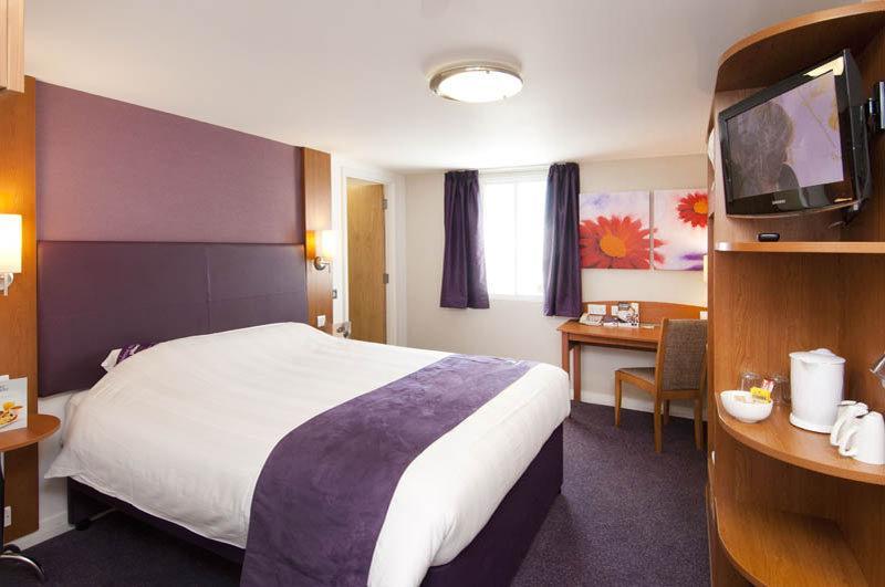 Premier Inn Glasgow Milngavie Eksteriør bilde